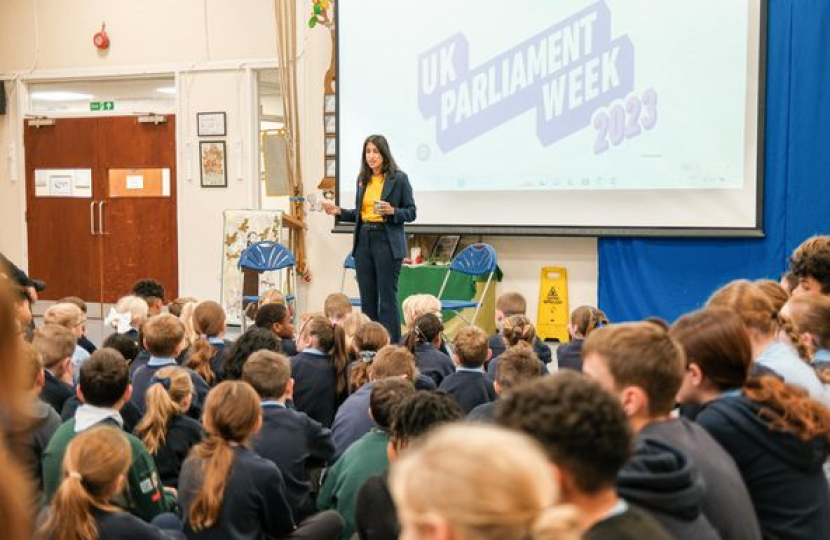 Claire visits Felbridge Primary school